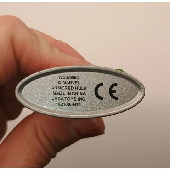 Marvel Superheroes Miniature Metal Figurine Set - Hulk Spider-Man & More - Picture 14 of 16